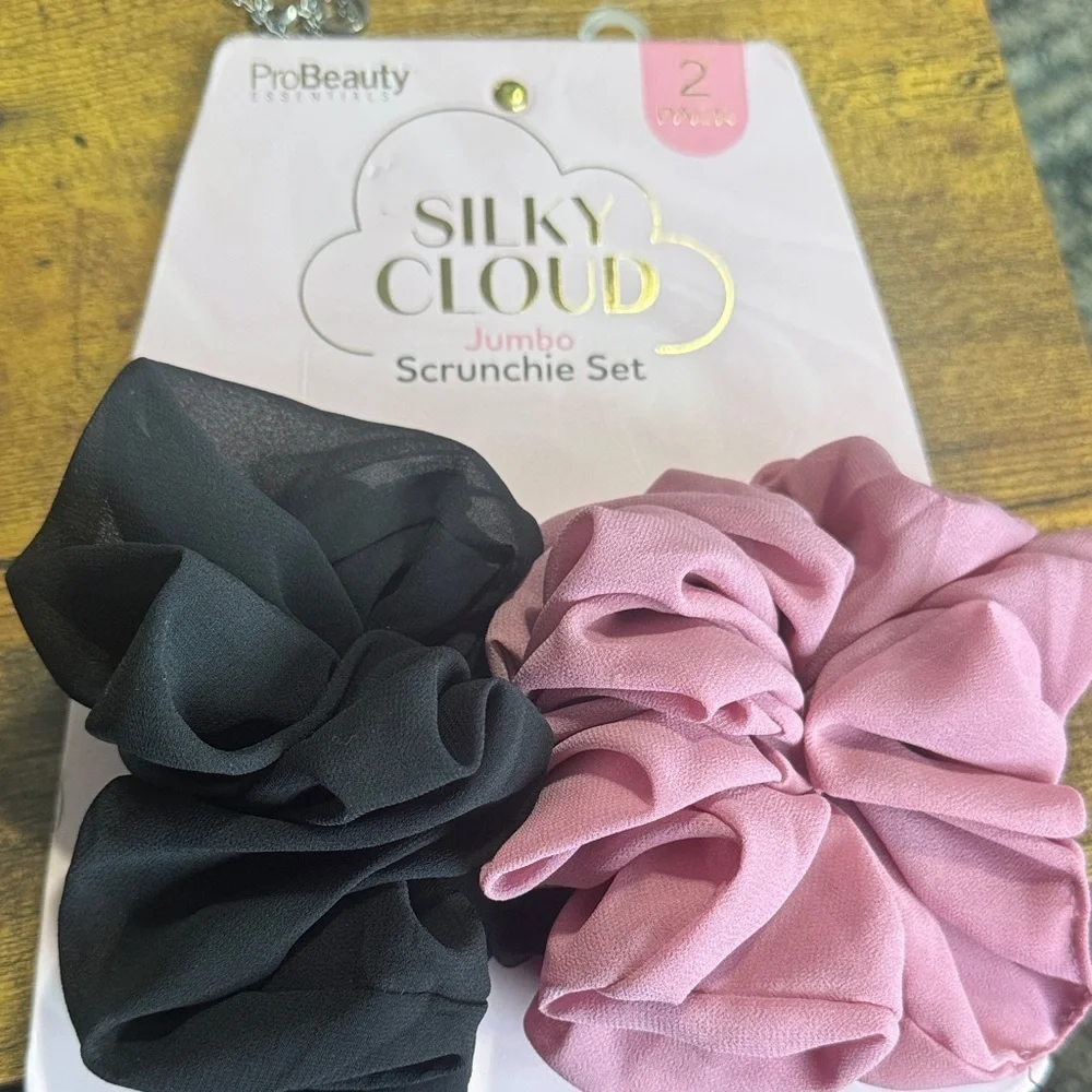 Jumbo Scrunchie Set - Black and Pink